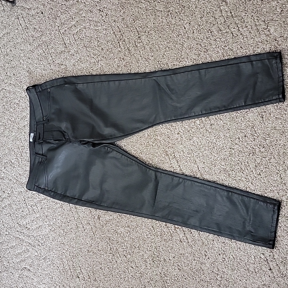 Cache skinny grey lightweight leather-like pant